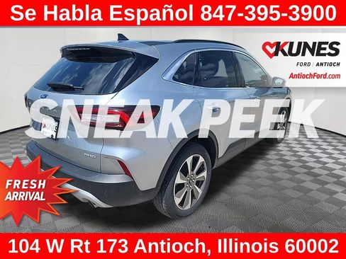Used 2024 Ford Escape Platinum AWD/4WD image 9