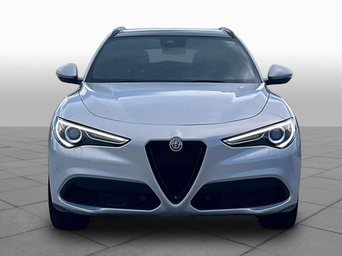 Used 2022 Alfa Romeo Stelvio Ti AWD/4WD image 3