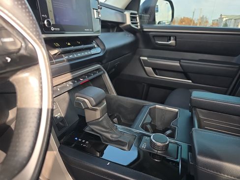 Used 2022 Toyota Tundra SR5 image 19