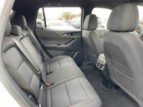 Used 2025 Chevrolet Equinox LT image 27