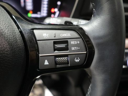 Used 2024 Honda Pilot Elite image 37