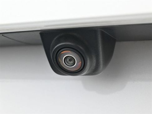 Used 2021 Chevrolet Tahoe Z71 w/ Z71 Off-Road Package image 24