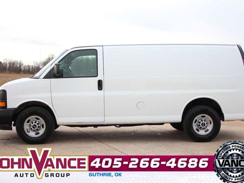 Used 2017 GMC Savana 2500 image 5