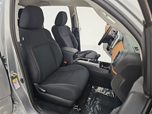 Used 2019 Toyota Tacoma SR5 image 12