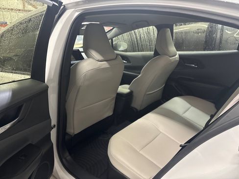 Used 2024 Toyota Prius XLE image 37