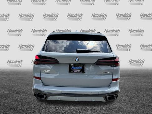 New 2026 BMW X5 xDrive40i w/ M Sport Package AWD/4WD image 9