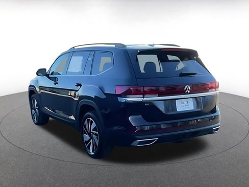 Used 2025 Volkswagen Atlas SE image 9