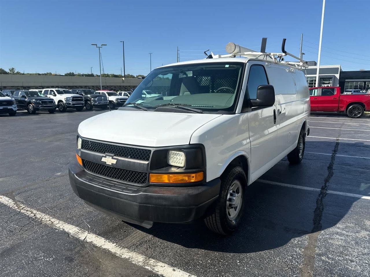 Used 2013 Chevrolet Express 2500 RWD image 4