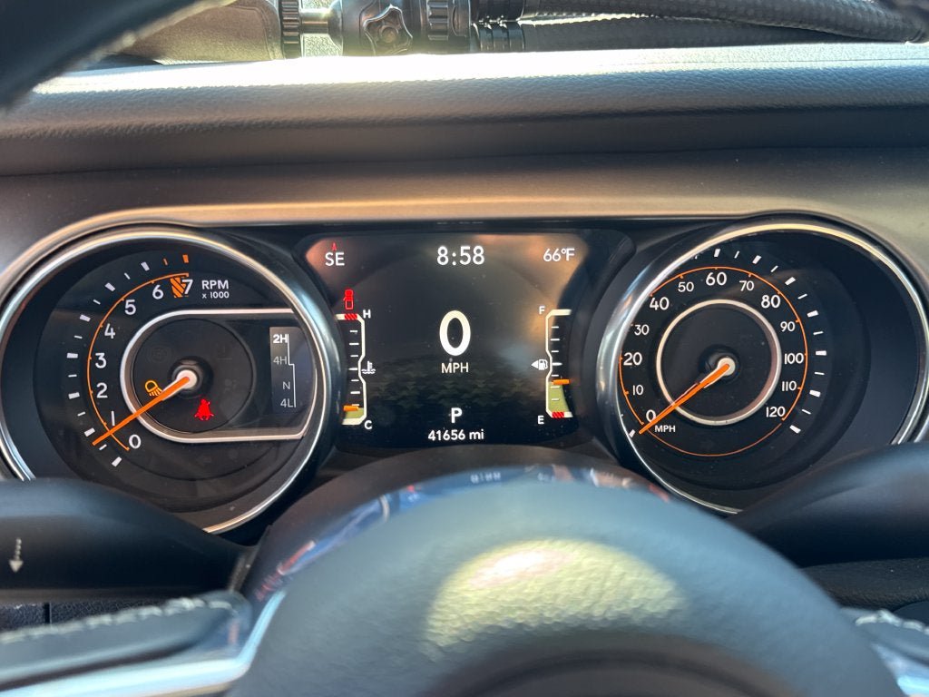 Used 2020 Jeep Gladiator Sport w/ Quick Order Package 24S AWD/4WD image 18