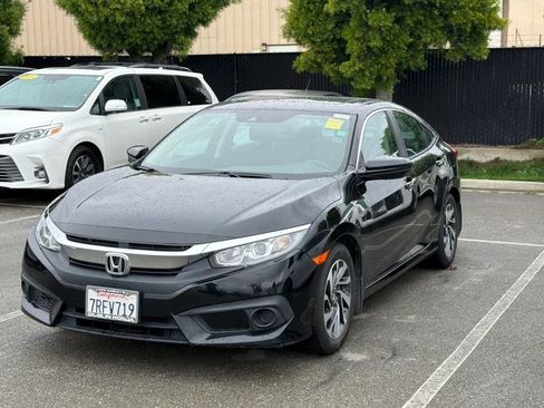 Used 2016 Honda Civic EX image 2