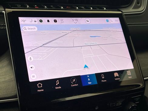 Used 2023 Jeep Grand Cherokee Limited image 13