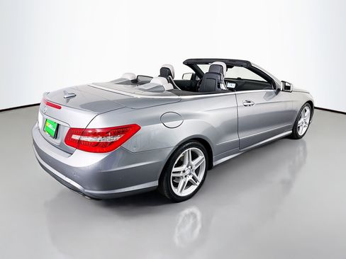 Used 2011 Mercedes-Benz E 550 Cabriolet image 41