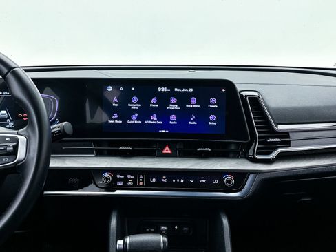 Certified 2025 Kia Sportage X-Line AWD/4WD image 4