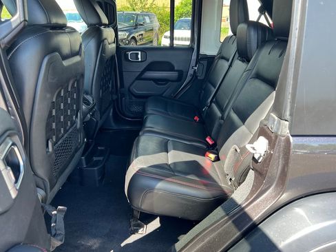 Used 2020 Jeep Wrangler Unlimited Rubicon w/ LED Lighting Group AWD/4WD image 37