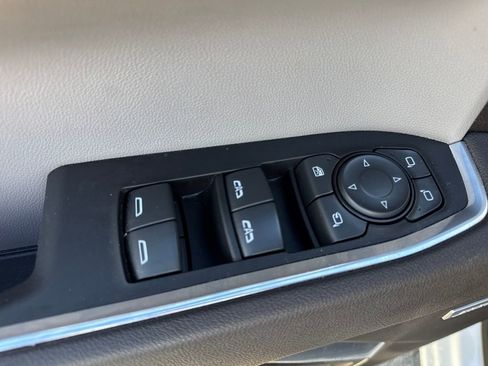 Used 2025 Chevrolet Silverado 1500 LTZ image 26