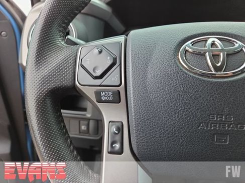 Used 2019 Toyota Tacoma SR5 AWD/4WD image 13