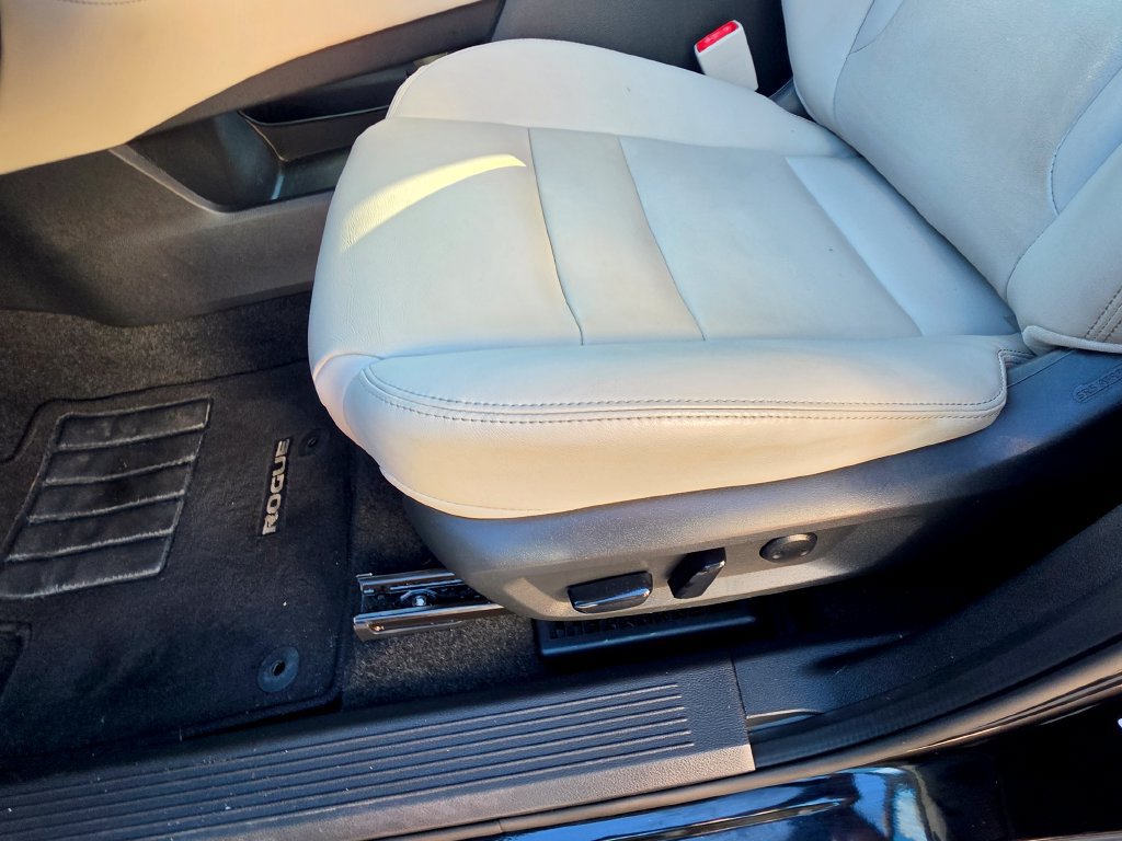 Certified 2023 Nissan Rogue SL w/ SL Premium Package FWD image 20