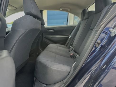 Used 2021 Toyota Corolla LE image 4