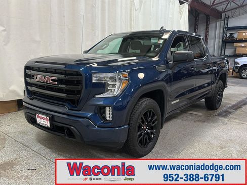 Used 2022 GMC Sierra 1500 Elevation image 1