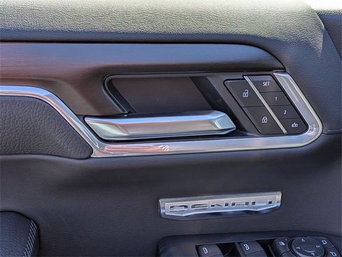 New 2026 GMC Sierra 1500 Denali w/ Denali Reserve Package image 12