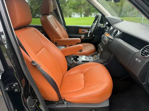 Used 2016 Land Rover LR4 HSE LUX AWD/4WD image 35