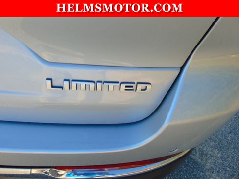 Certified 2024 Jeep Grand Cherokee Limited image 18