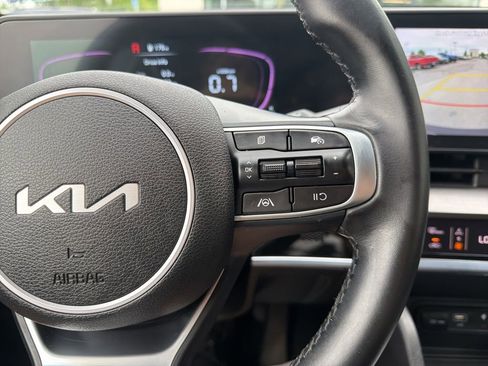 Certified 2024 Kia Sportage EX AWD/4WD image 33