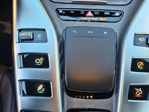 Used 2022 Mercedes-Benz AMG GT 43 image 38