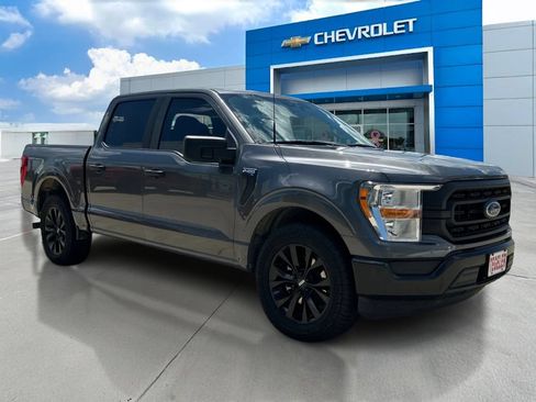 Used 2021 Ford F150 XL w/ Equipment Group 101A High RWD image 3
