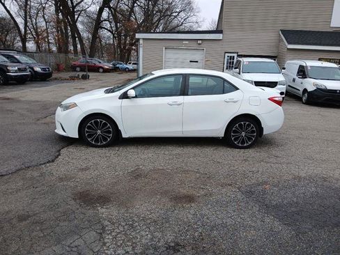 Used 2016 Toyota Corolla LE image 4