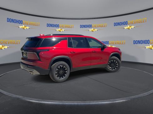 New 2026 Chevrolet Traverse Z71 w/ Driver Confidence Package AWD/4WD image 11
