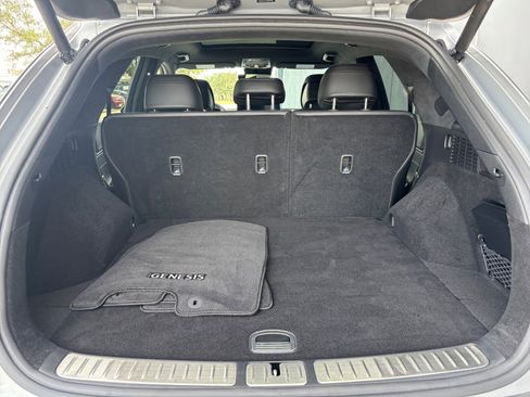 Used 2025 Genesis GV70 3.5T Sport w/ Sport Advanced Package image 16