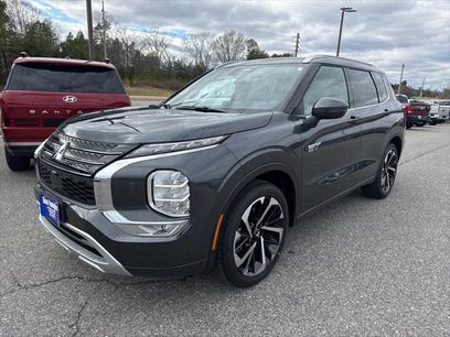 New 2025 Mitsubishi Outlander SEL