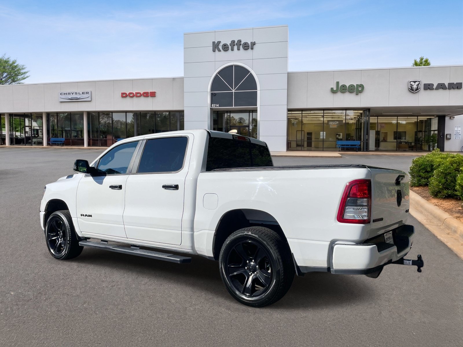 Used 2023 RAM 1500 Big Horn AWD/4WD image 4