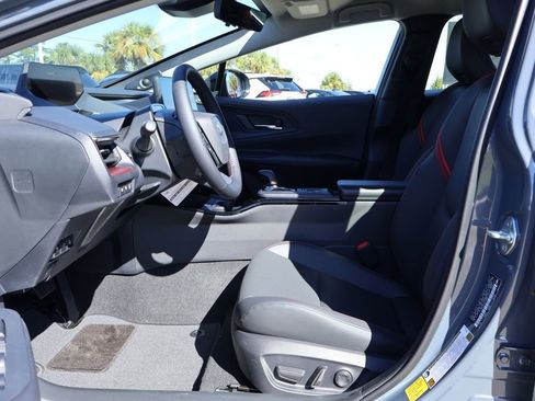 New 2026 Toyota Prius Plug-In Hybrid w/ Limited Premium Package FWD image 7