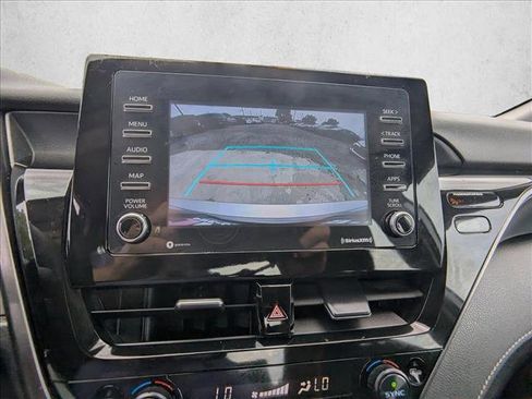 Used 2024 Toyota Camry SE FWD image 14