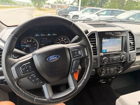 Used 2016 Ford F150 XLT w/ Equipment Group 302A Luxury AWD/4WD image 14