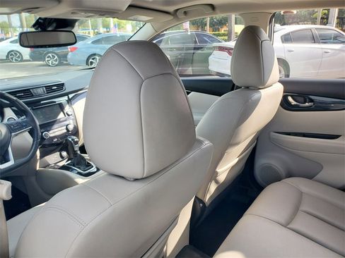 Used 2019 Nissan Rogue Sport SL w/ Premium Package image 10