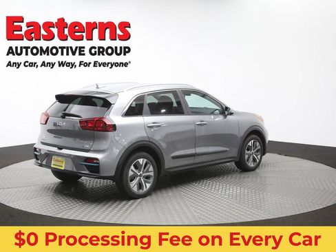 Used 2022 Kia Niro EX FWD image 42