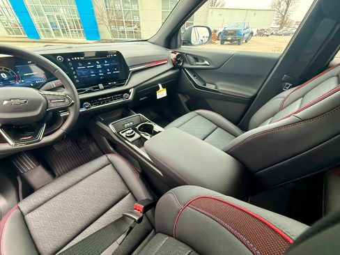 New 2026 Chevrolet Equinox RS image 13