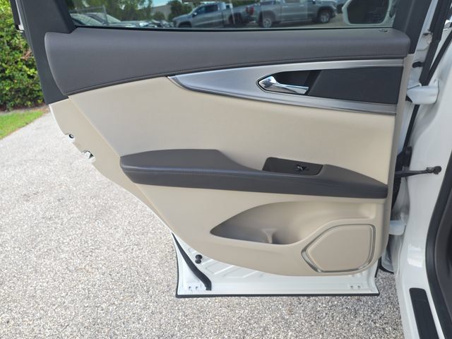 Used 2020 Lincoln Nautilus FWD w/ Equipment Group 101A image 9
