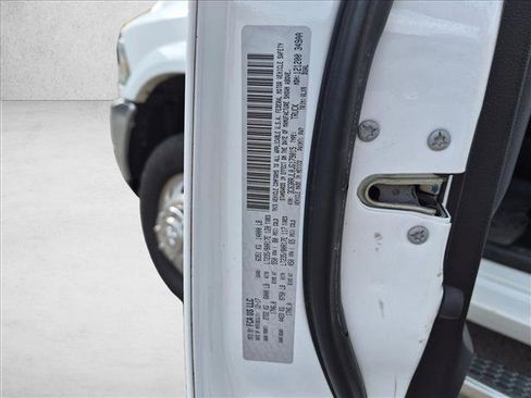 Used 2018 RAM 3500 Laramie AWD/4WD image 15