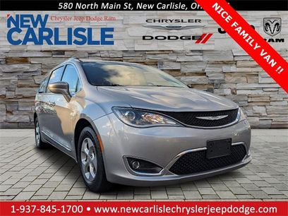 Used 2017 Chrysler Pacifica Touring-L Plus