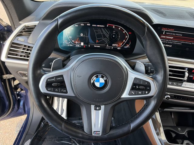 Used 2022 BMW X5 M50i AWD/4WD image 23