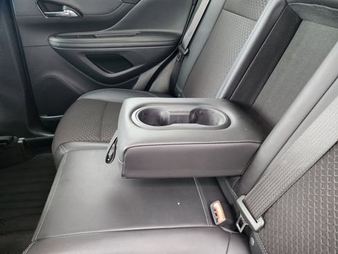 Used 2021 Buick Encore Preferred image 13