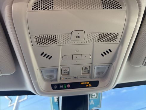 Certified 2020 Cadillac XT5 Premium Luxury image 20