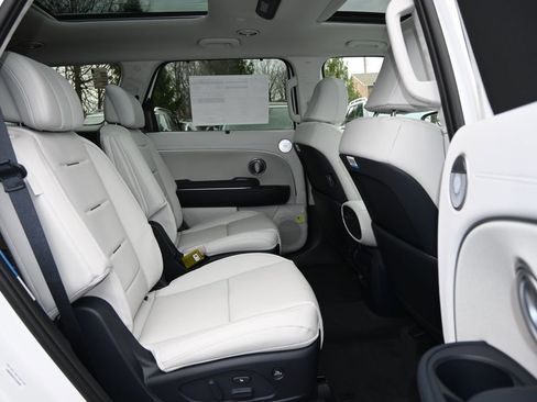 New 2026 Hyundai Palisade Calligraphy AWD/4WD image 18