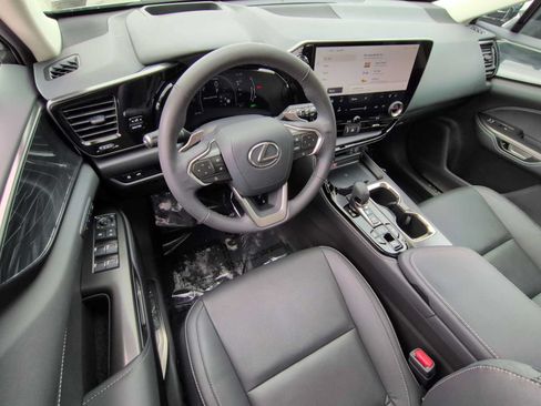 Used 2024 Lexus NX 350h AWD image 10