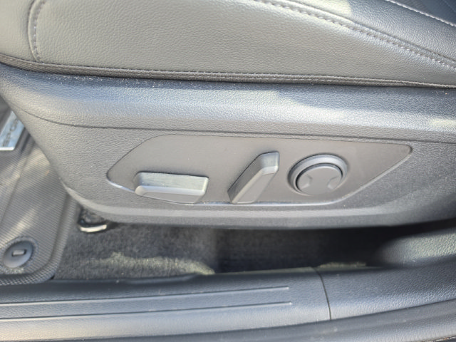 Used 2025 Kia Sportage SX FWD image 30