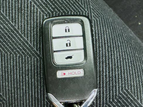 Used 2019 Honda Pilot LX image 36
